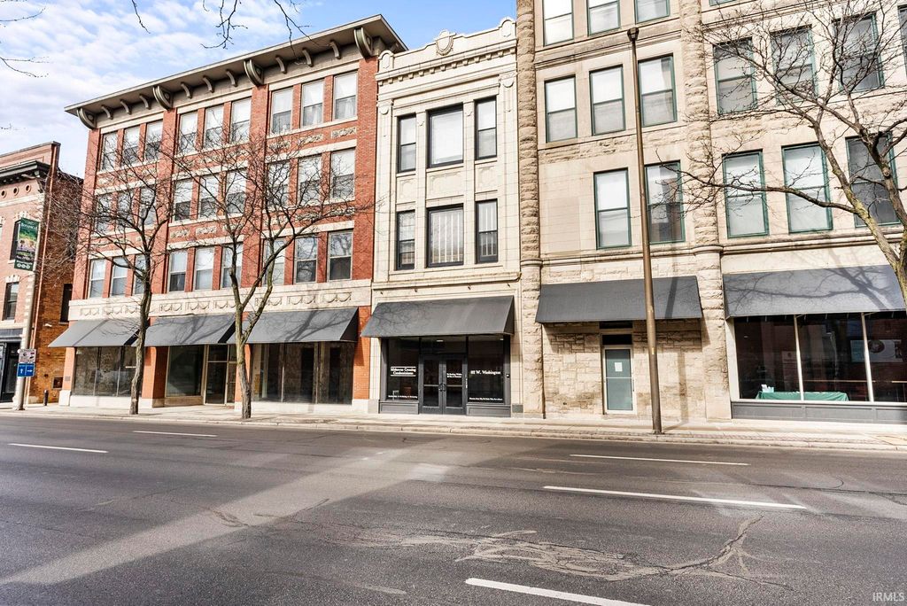 112 W Washington Blvd Apt 328, Fort Wayne, IN 46802