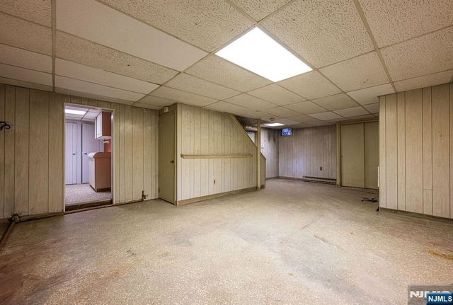 342 Hillcrest Road, Ridgewood, NJ 07450