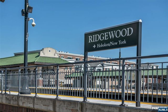 342 Hillcrest Road, Ridgewood, NJ 07450