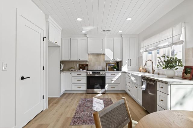 1373 47th, Sacramento, CA 95819