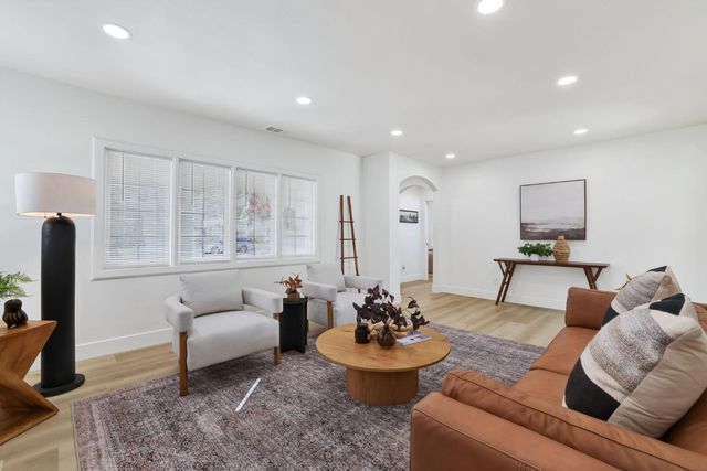 1373 47th, Sacramento, CA 95819