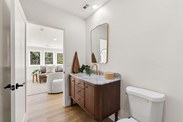 1373 47th, Sacramento, CA 95819