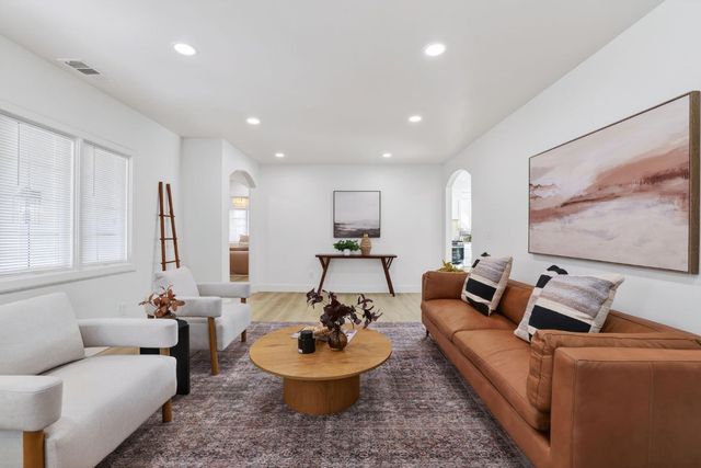 1373 47th, Sacramento, CA 95819