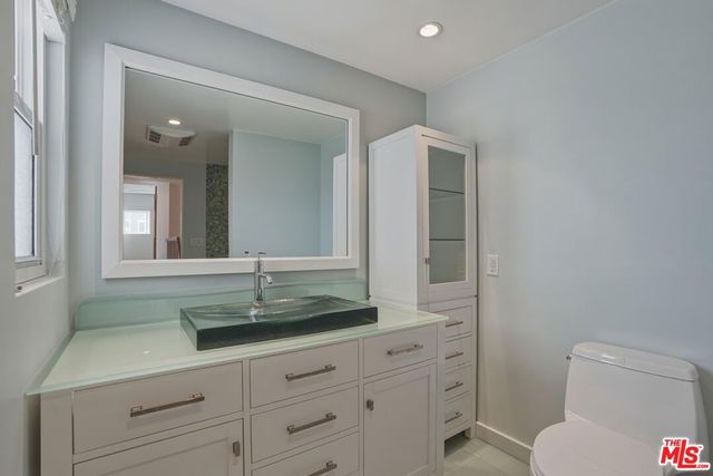 4311 W Sarah Street, Burbank, CA 91505