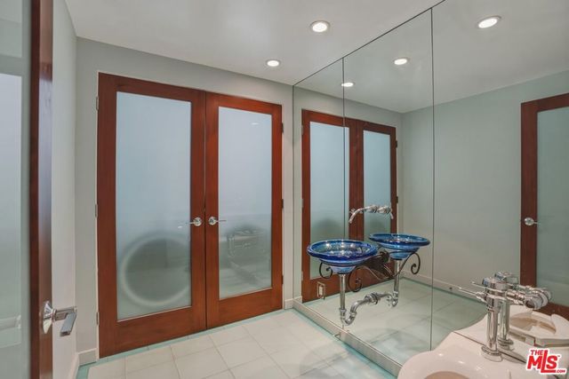 4311 W Sarah Street, Burbank, CA 91505