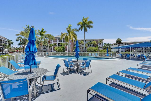 455 Paradise Isle Boulevard 305, Hallandale Beach, FL 33009