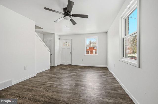 180 MADISON DR, Newark, DE 19711