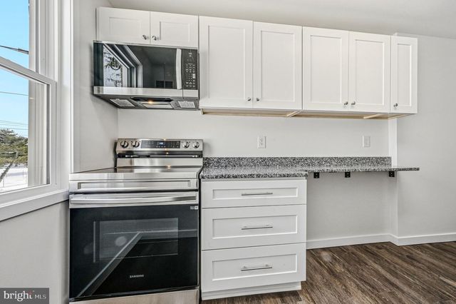 180 MADISON DR, Newark, DE 19711