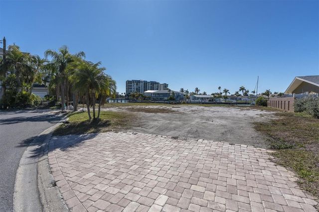 15 MARINA TERRACE, Treasure Island, FL 33706