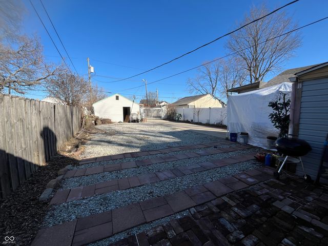 533 S Keystone Avenue, Indianapolis, IN 46203