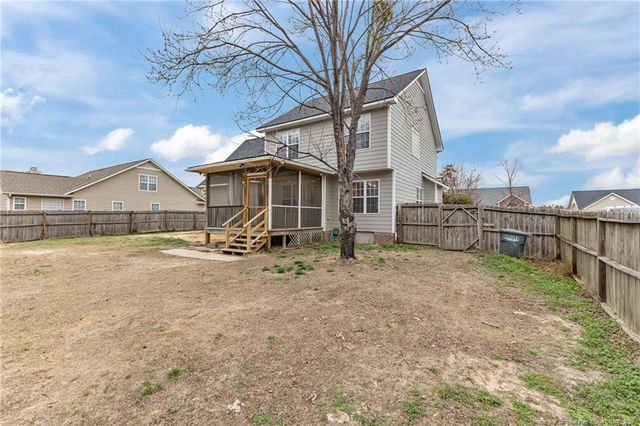 339 Somerset Drive, Raeford, NC 28376