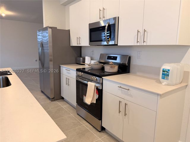 2954 SE 23rd Ave 2954, Homestead, FL 33035