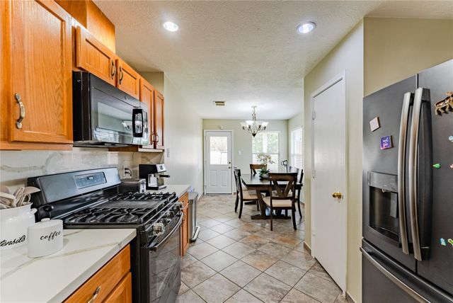 7602 Little Thicket Court, Cypress, TX 77433