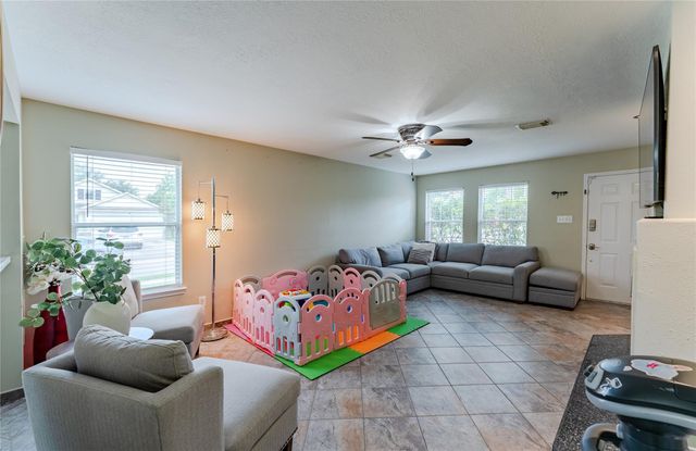 7602 Little Thicket Court, Cypress, TX 77433