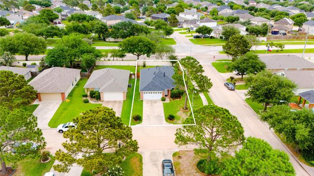 7602 Little Thicket Court, Cypress, TX 77433