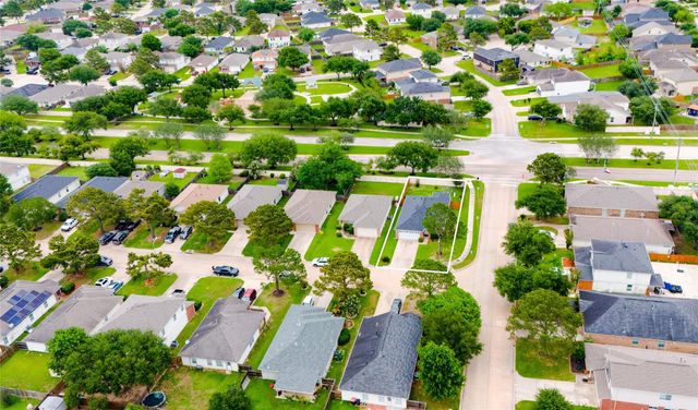 7602 Little Thicket Court, Cypress, TX 77433