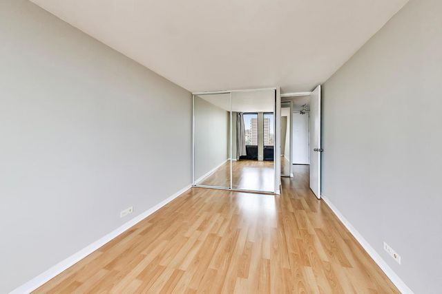 444 W Fullerton Parkway 1010, Chicago, IL 60614