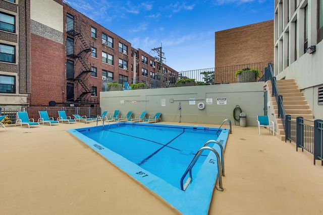 444 W Fullerton Parkway 1010, Chicago, IL 60614