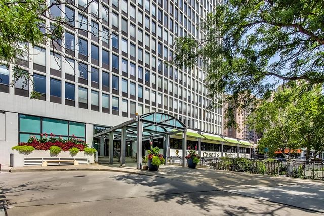 444 W Fullerton Parkway 1010, Chicago, IL 60614