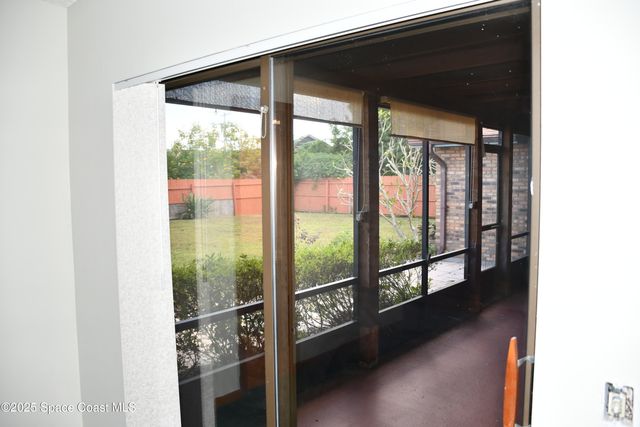 1273 Roslyn Avenue NW, Palm Bay, FL 32907