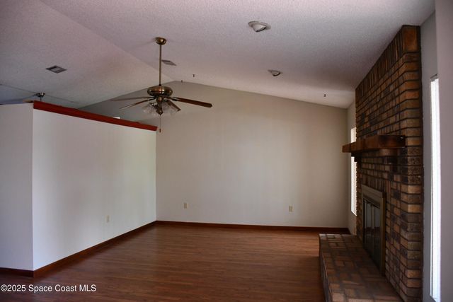 1273 Roslyn Avenue NW, Palm Bay, FL 32907