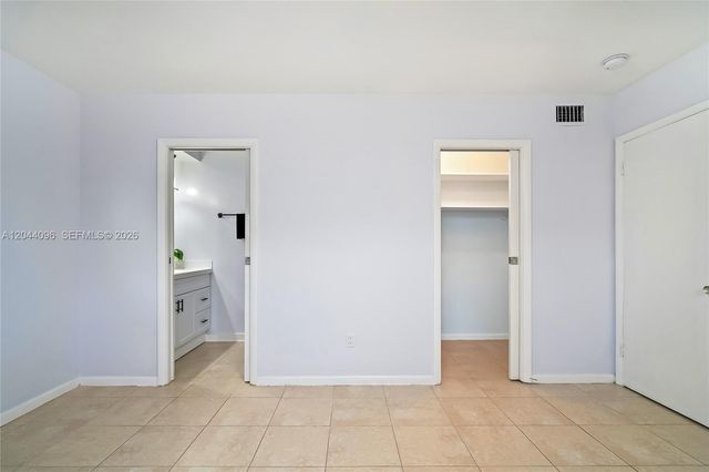 106 E Park Lane E, Hypoluxo, FL 33462