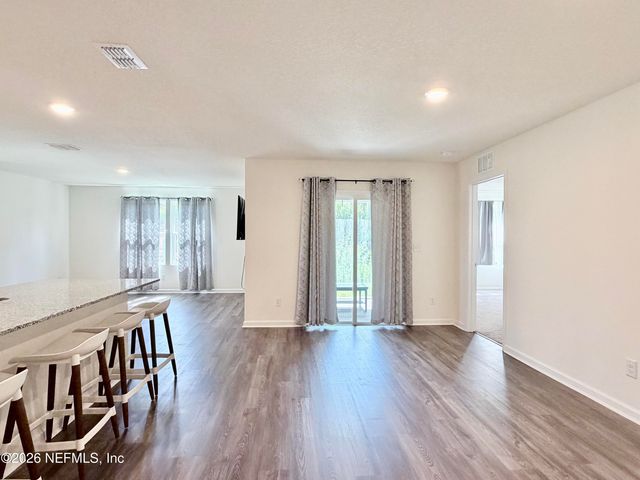 10310 GREYSTONE Drive, Glen St. Mary, FL 32040