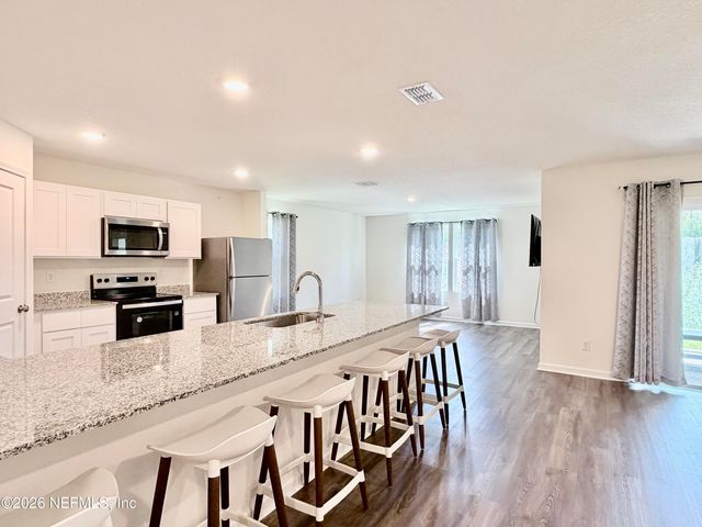 10310 GREYSTONE Drive, Glen St. Mary, FL 32040
