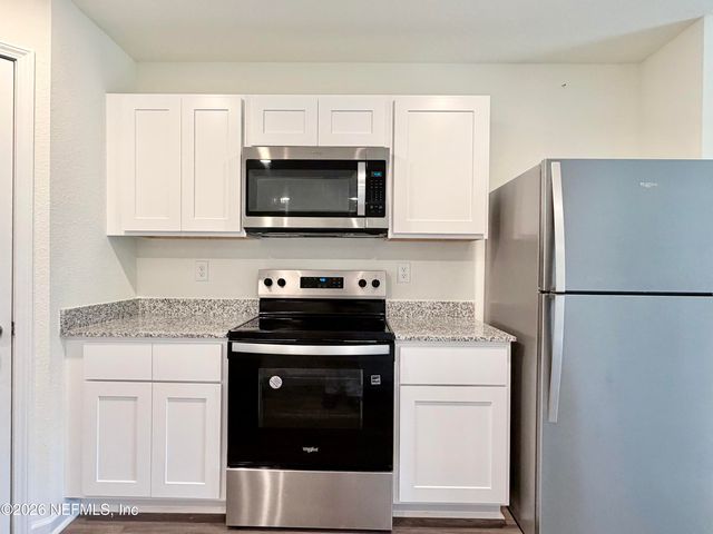 10310 GREYSTONE Drive, Glen St. Mary, FL 32040