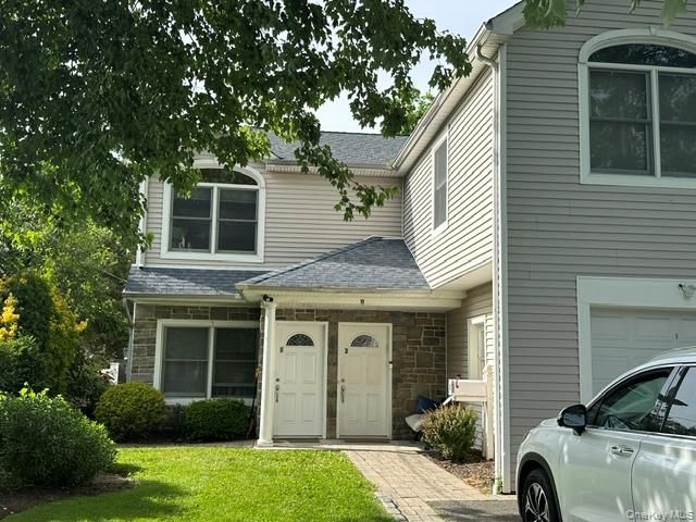 11 Nesaquake Avenue 1st Fl, Port Washington, NY 11050