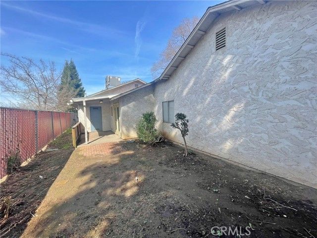 1110 W 8th Avenue 4, Chico, CA 95926