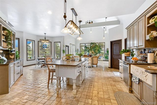 549 Mohawk Heights, Florissant, CO 80816