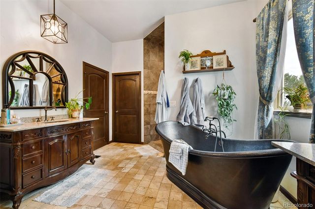 549 Mohawk Heights, Florissant, CO 80816