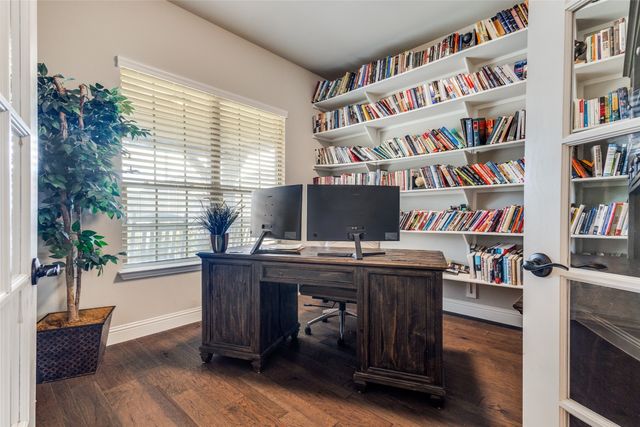 14733 Cedar Flat Way, Roanoke, TX 76262