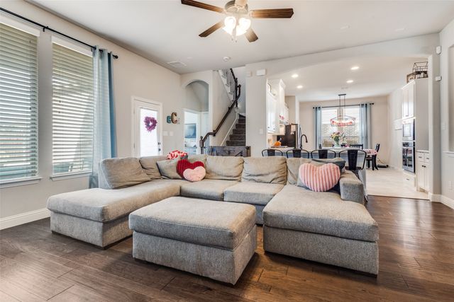 14733 Cedar Flat Way, Roanoke, TX 76262