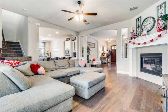 14733 Cedar Flat Way, Roanoke, TX 76262