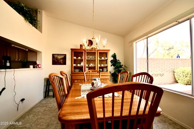 6973 S Oakmont Drive, Chandler, AZ 85249