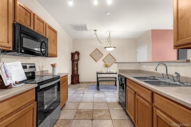 12711 Colorado Boulevard 415D, Thornton, CO 80241