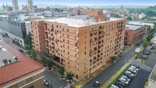 307 S Dithridge St 810, Oakland, PA 15213