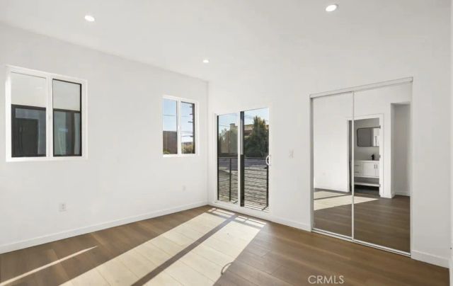 1733 S New Hampshire Ave, Los Angeles, CA 90006