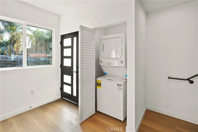 1733 S New Hampshire Ave, Los Angeles, CA 90006