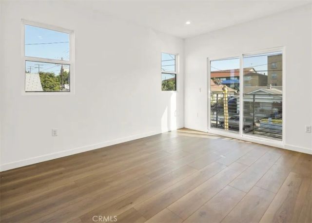 1733 S New Hampshire Ave, Los Angeles, CA 90006