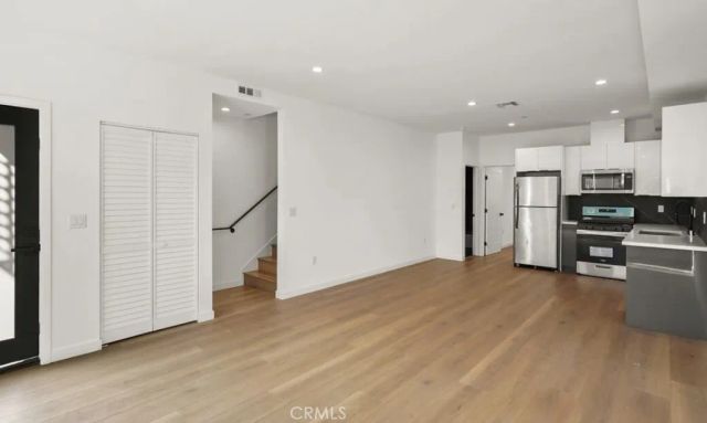 1733 S New Hampshire Ave, Los Angeles, CA 90006