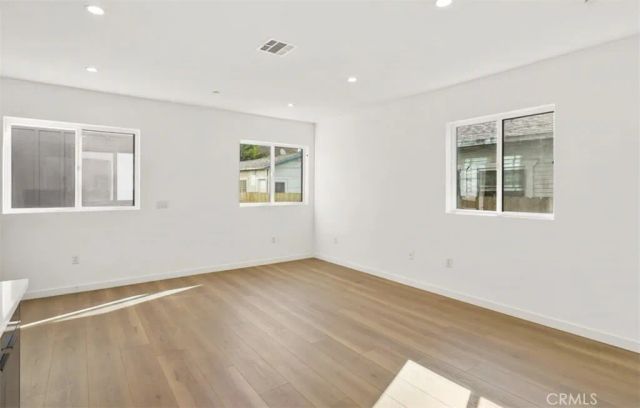 1733 S New Hampshire Ave, Los Angeles, CA 90006