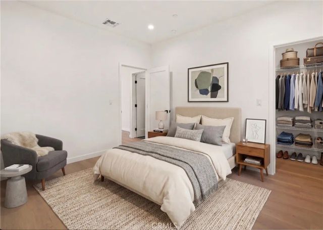 1733 S New Hampshire Ave, Los Angeles, CA 90006