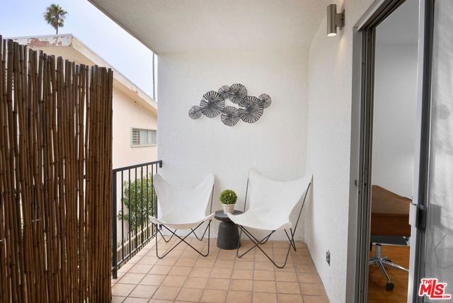 943 12th Street 7, Santa Monica, CA 90403