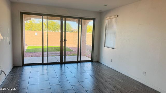9118 W SELLS Drive, Phoenix, AZ 85037