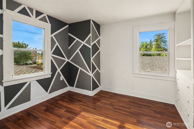 1215 Madison Street, Everett, WA 98203