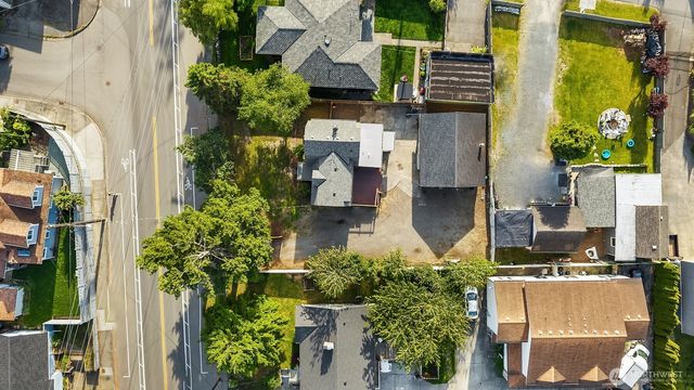 1215 Madison Street, Everett, WA 98203