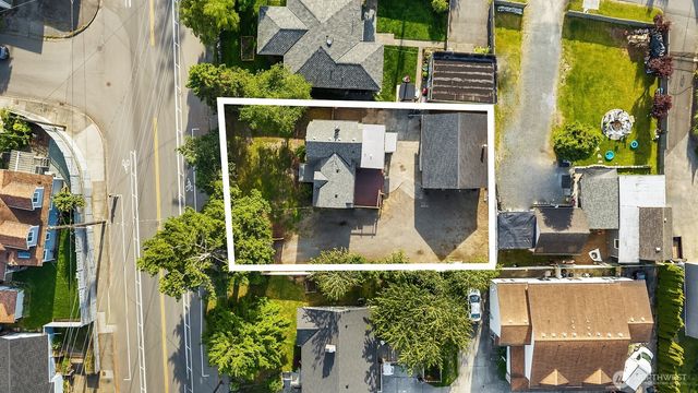 1215 Madison Street, Everett, WA 98203